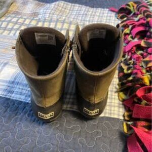 Sperry Duck Boots Size 9